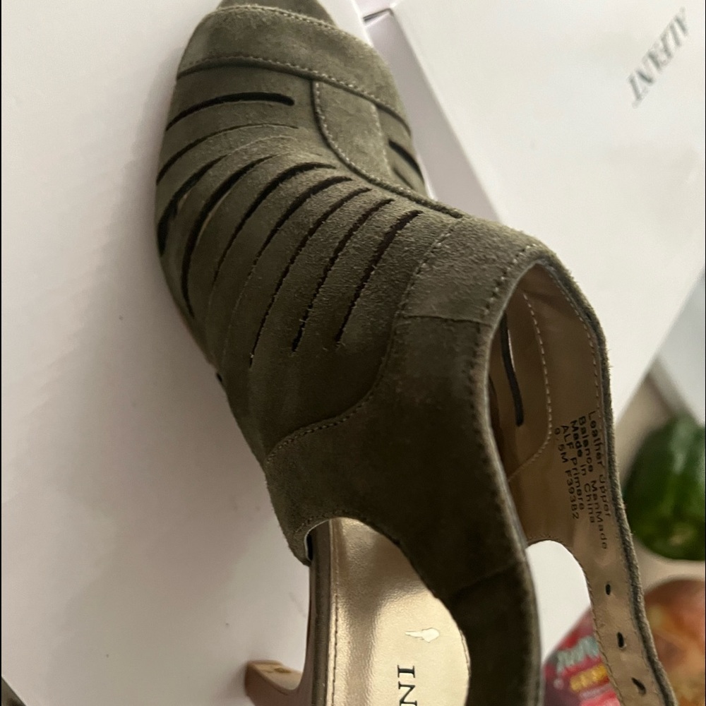 Blue Navy shoe